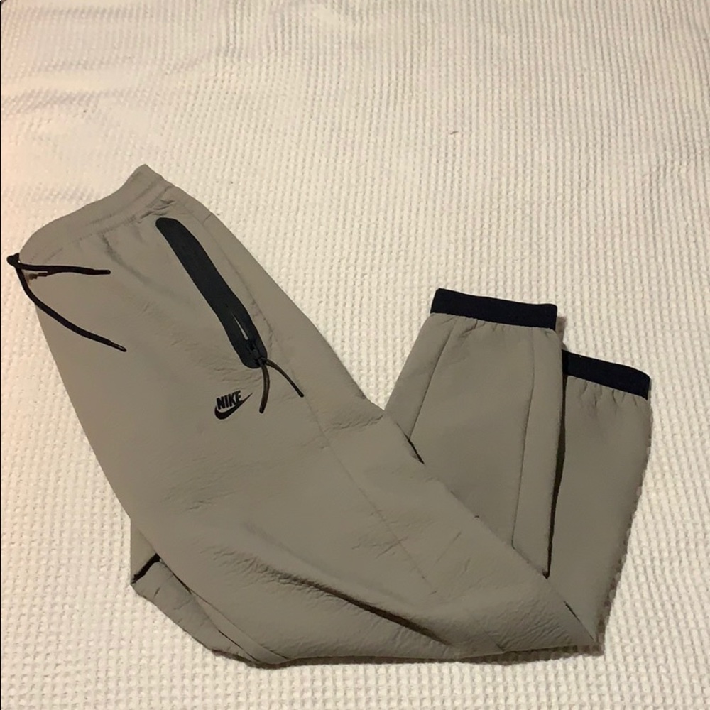 NIKE beige/brown joggers